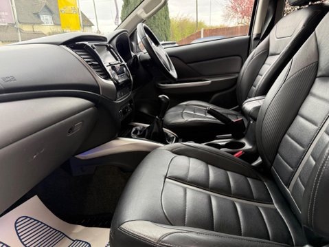 Mitsubishi L200 2.4 DI-D DC Barbarian 4WD Euro 5 4dr 39