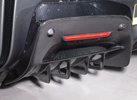 Ferrari SF90 Stradale ASSETTO FIORANO 43