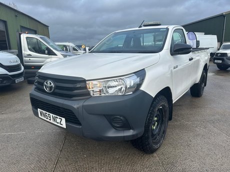 Toyota Hilux ACTIVE 4WD D-4D S/C