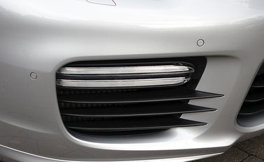 Porsche Panamera Turbo S 3