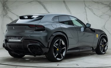 Ferrari Purosangue 7