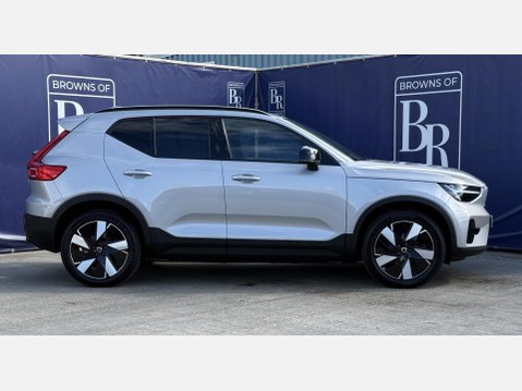 Volvo XC40 Recharge Twin 82kWh Core SUV 5dr Electric Auto AWD (408 ps) 4