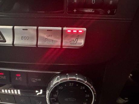 Mercedes-Benz C Class 2.1 C220 CDI BlueEfficiency AMG Sport Edition 125 G-Tronic+ Euro 5 (s/s) 2d 16