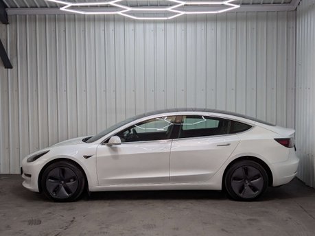 Tesla Model 3 Model 3 Long Range AWD 4WD 4dr 17