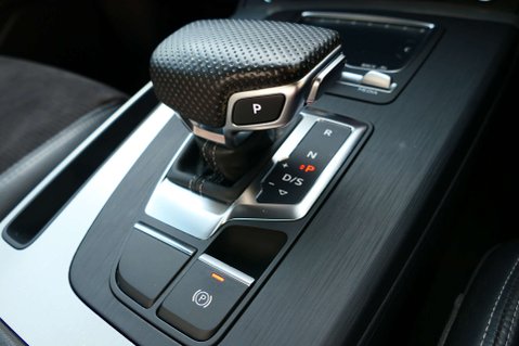 Audi Q5 2.0 Q5 S Line TDI Quattro Semi-Auto 4WD 5dr 24