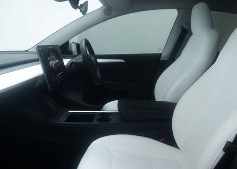 Tesla Model Y Model Y Long Range AWD 4WD 5dr 38