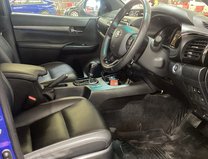 Toyota Hilux Invincible X | Auto | 2.8 LT | Double Cab | Sensors | EURO 6 | NO VAT 9