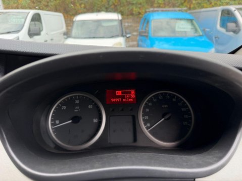 Vauxhall Vivaro 2.0 2900 CDTi Panel Van 4dr Diesel Manual FWD L1 (195 g/km, 113 bhp) 28