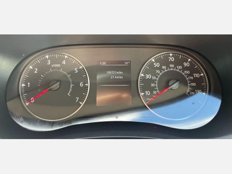 Renault Master 2.3 dCi 35 Business FWD LWB Medium Roof Euro 6 4dr 27