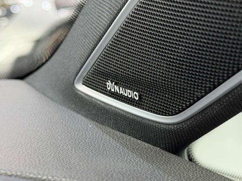 Volkswagen Golf 2.0 TSI BlueMotion Tech R Hatchback 3dr Petrol DSG 4Motion Euro 6 (s/s) (30 34