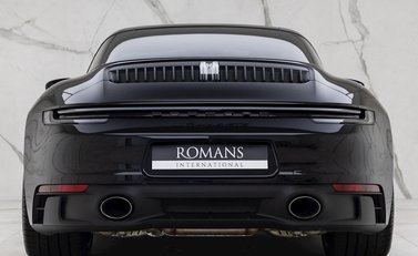 Porsche 911 (992) Targa 4 GTS 6