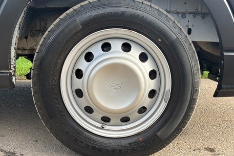 Ford Transit 350 Drw L3 130 ps Crew Cab Tipper - Tow Axle 29