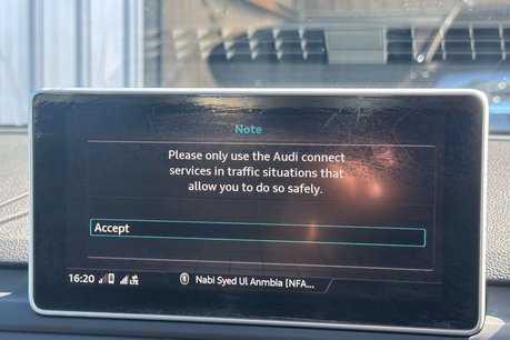 Audi A4 2.0 TDI ultra S line Estate 5dr Diesel S Tronic Euro 6 (s/s) (190 ps) 61