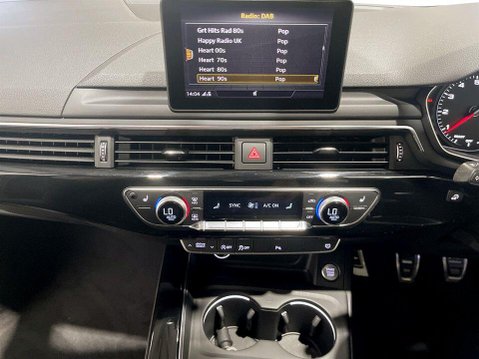 Audi A4 2.0 TFSI 35 Black Edition Saloon 4dr Petrol Manual Euro 6 (s/s) (150 ps) 18