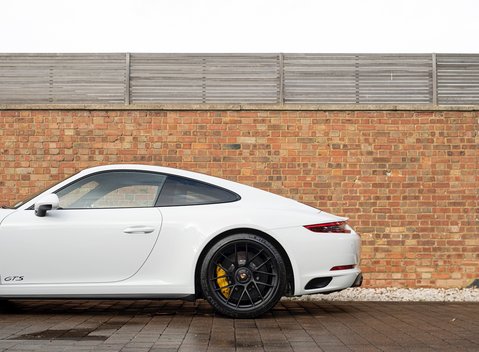 Porsche 911 (991.2) Carrera 4 GTS 30