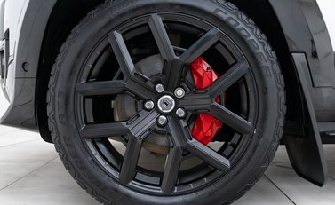 Land Rover Defender 110 D300 HSE Hard Top URBAN 20