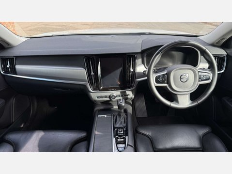 Volvo V90 2.0 V90 Momentum+ T4 Auto 5dr 8