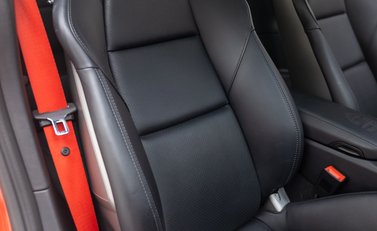 Porsche 911 Carrera 4 GTS (991.2) 16