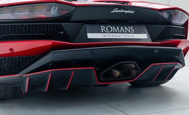 Lamborghini Aventador S LP 740-4 ROADSTER 41