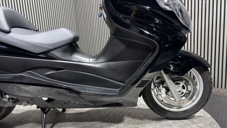 Suzuki Burgman AN 2009 ONLY 5K MOT SEPTEMBER 2027 1 OWNER MAXI SCOOTER 28