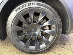 Tesla Model Y (Dual Motor) Long Range SUV 5dr Electric Auto 4WDE (384 bhp) 16