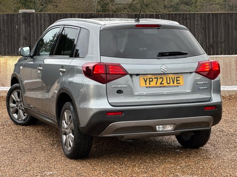 Suzuki Vitara SZ-T BOOSTERJET MHEV 2