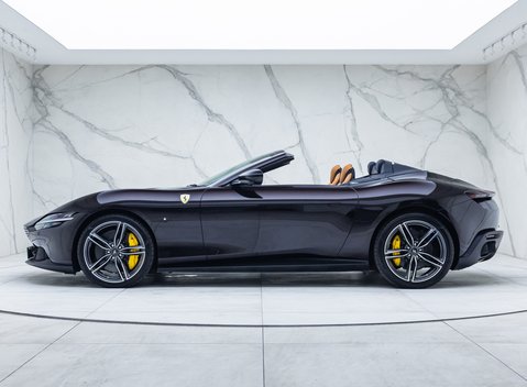 Ferrari Roma SPIDER 2