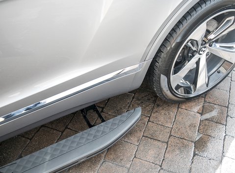 Bentley Bentayga W12 First Edition 24