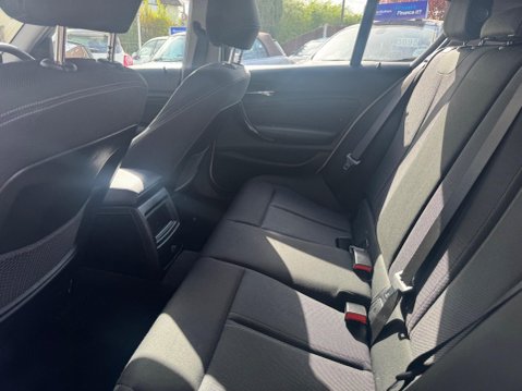 BMW 1 Series 1.5 118i Sport Euro 6 (s/s) 5dr 28