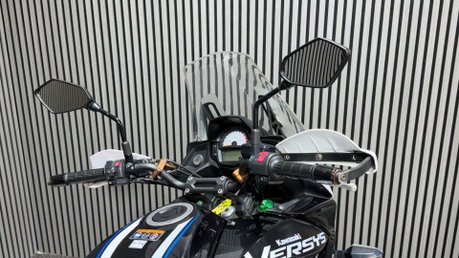 Kawasaki Versys 650 2022 ONLY 8K ADVENTURE BIKE NEW MOT A2 RESTRICTABLE 650CC 26