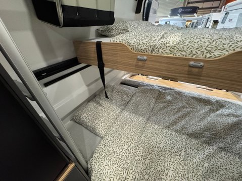 Pilote V630S Expression 2026 MODEL 7