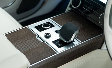 Land Rover Range Rover P440e Autobiography LWB PHEV 20