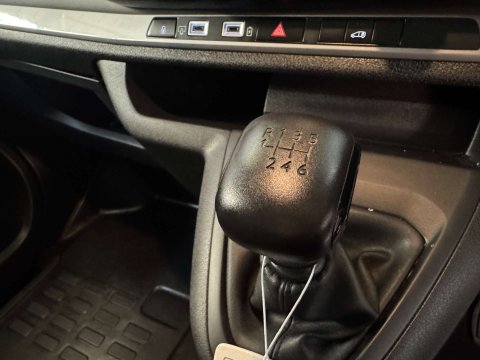 Vauxhall Vivaro 2.0 Vivaro F3100 Prime S/S 6dr 18
