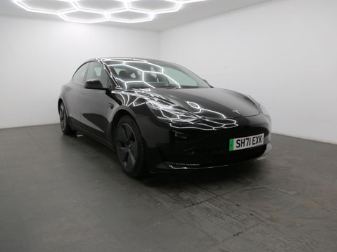 Tesla Model 3 Standard Range Plus Auto RWD 4dr 1