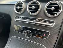 Mercedes-Benz C Class 2.0 C300d AMG Line (Premium) Saloon 4dr Diesel G-Tronic+ Euro 6 (s/s) (245 29
