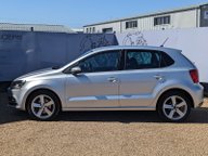 Volkswagen Polo SEL TSI DSG 4