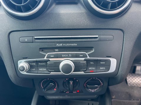 Audi A1 1.0 TFSI SE S Tronic Euro 6 (s/s) 3dr 29