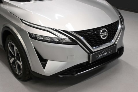 Nissan Qashqai 1.3 Qashqai N-Connecta DiG-T MHEV CVT 5dr 28