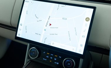 Land Rover Range Rover P400 HSE 16