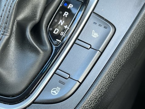 Hyundai KONA GDI PREMIUM 28