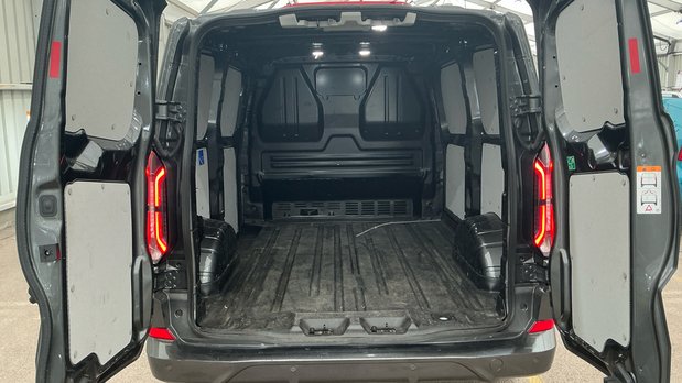 Ford Transit Custom SWB L1H1 Low Roof Sport 320 Air Con Alloys Sensors EURO 6 5