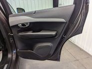 Volvo XC90 2.0 XC90 + B5 MHEV AWD Auto 4WD 5dr 61