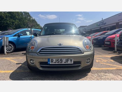 Mini Hatch 1.6 Cooper D Hatchback 3dr Diesel Manual Euro 4 (110 ps) 2