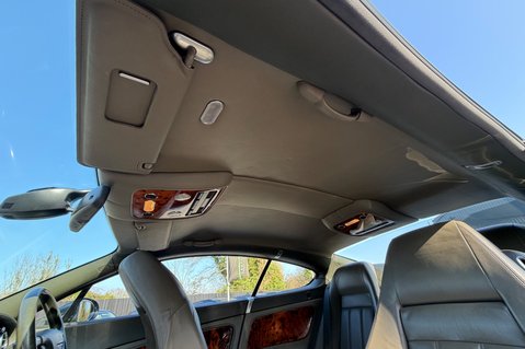 Bentley Continental GT - CYPRESS GREEN - 15 SERVICES RECORDED  31