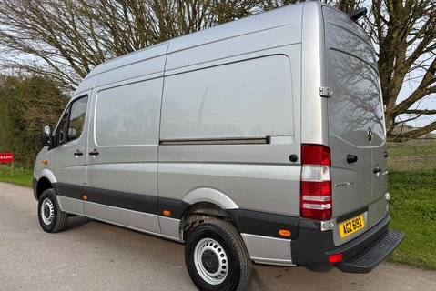 Mercedes-Benz Sprinter 319 V6 Cdi 4x4 5g-Tronic Mwb Hr Panel Van - Air Con - Direct from MOD 6