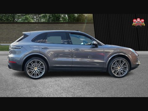 Porsche Cayenne V6 9