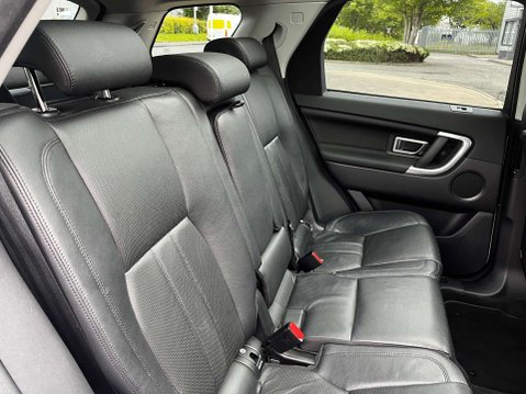 Land Rover Discovery Sport 2.2 Discovery Sport HSE SD4 Auto 4WD 5dr 22