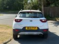 Kia Stonic 2 **10,841 MILES** 5