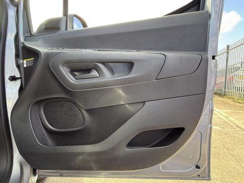 Peugeot e-Partner 750 50kWh Professional Premium Long Panel Van 6dr Electric Auto LWB (136 ps 29