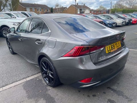 Lexus Is 2.5 IS 300h F Sport CVT 4dr 4